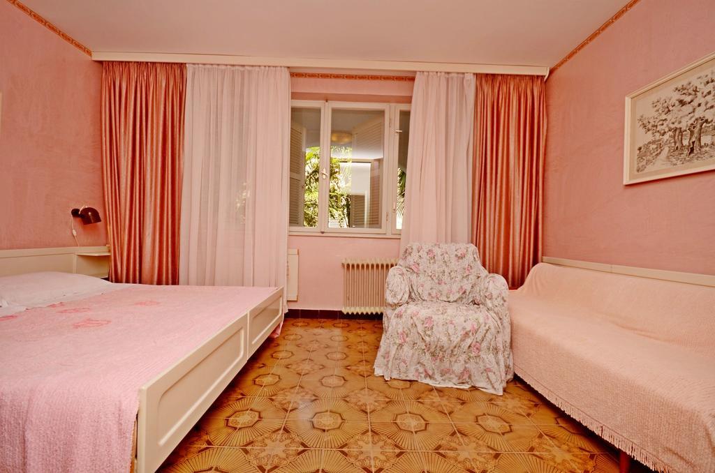 Apartments Dea ポレッチ エクステリア 写真