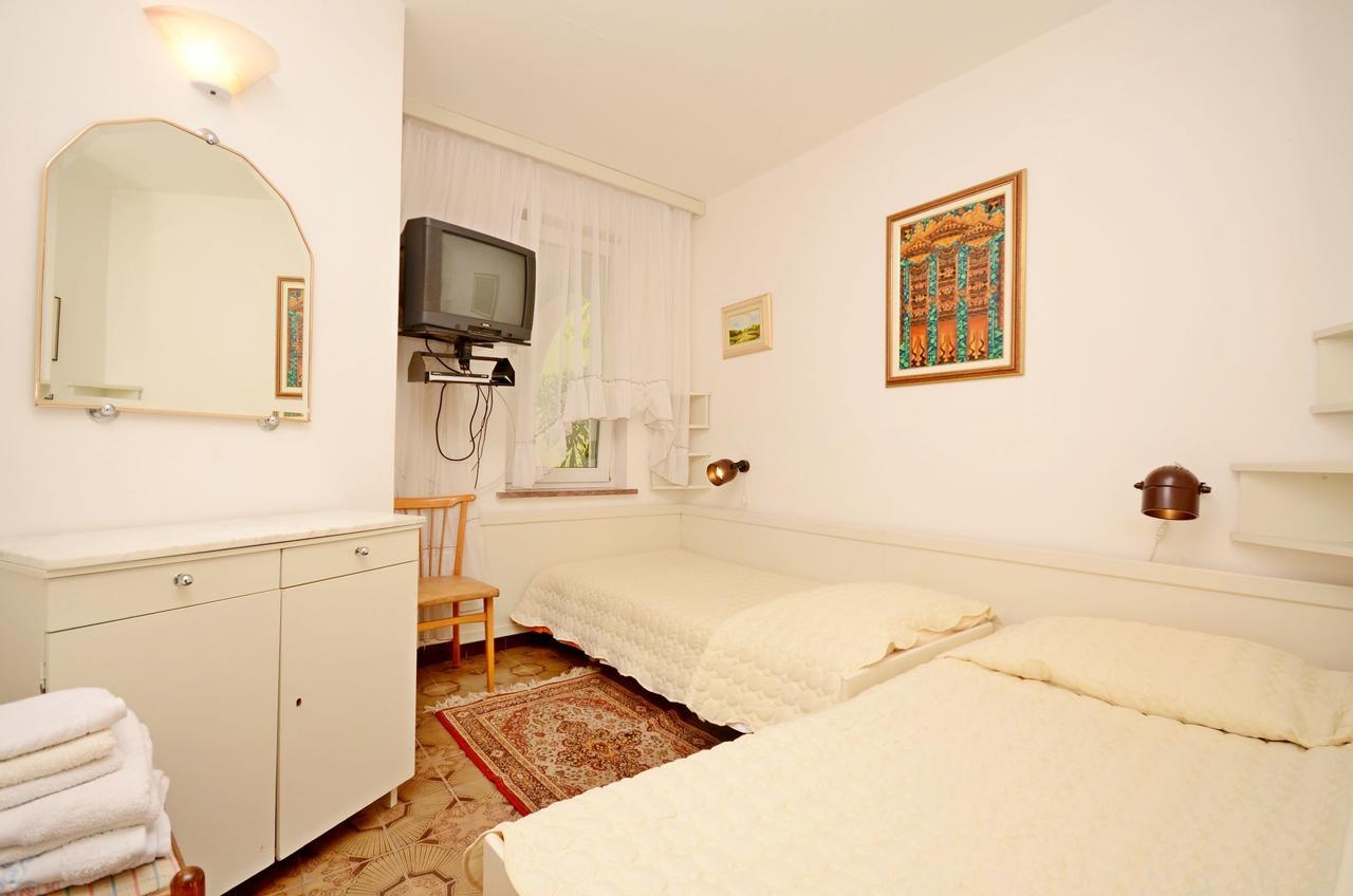 Apartments Dea ポレッチ エクステリア 写真