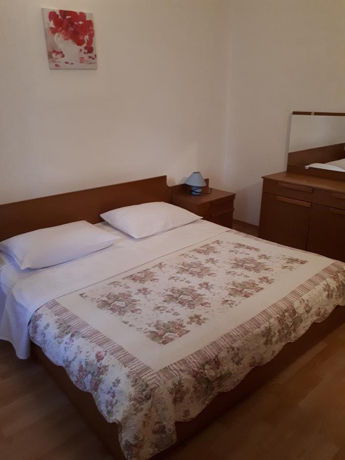 Apartments Dea ポレッチ エクステリア 写真